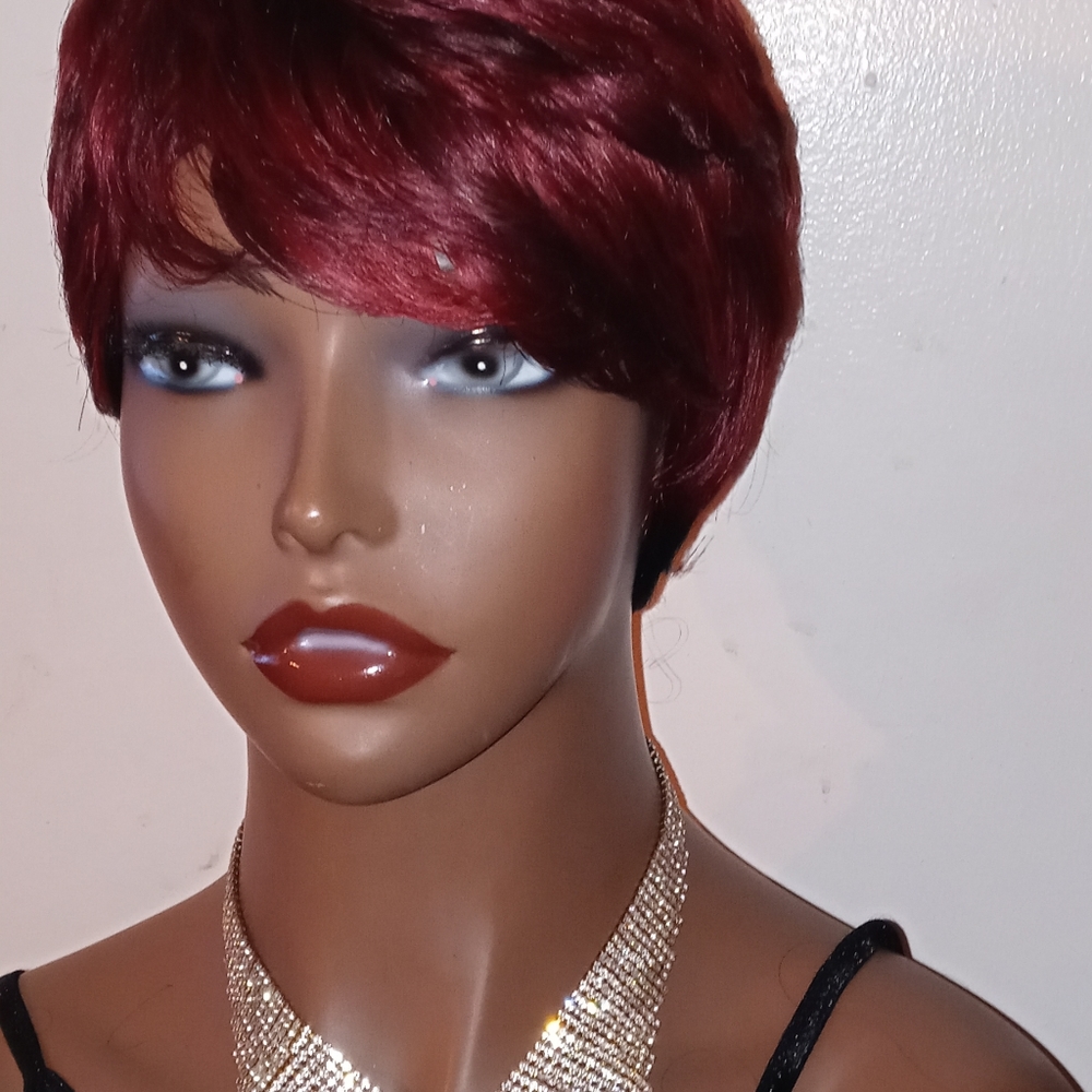 Short pixie cut wig - Picture 3 of 7